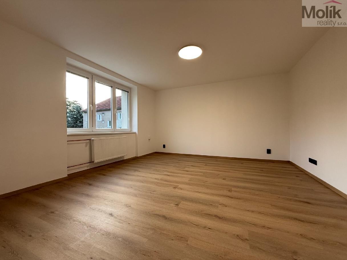Byt 3+1 · 57 m² · Májová, Meziboří - 4
