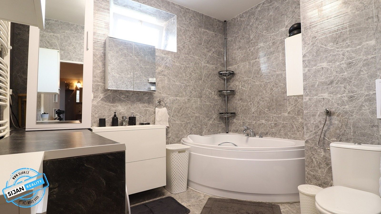 4+1, Krnov - Pod Bezručovým vrchem, okres Bruntál, Moravskoslezský kraj, 98 m² - 2