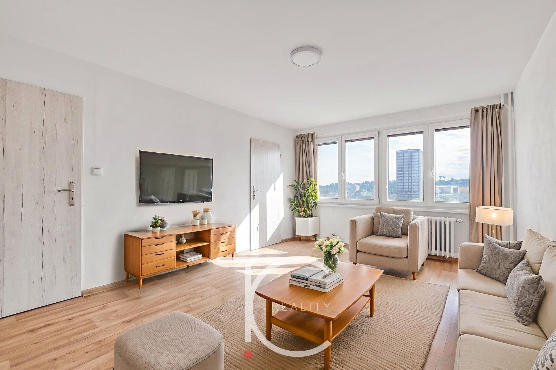 Pronájem byt 1+1 - Nádražní, Ostrava, 29 m²