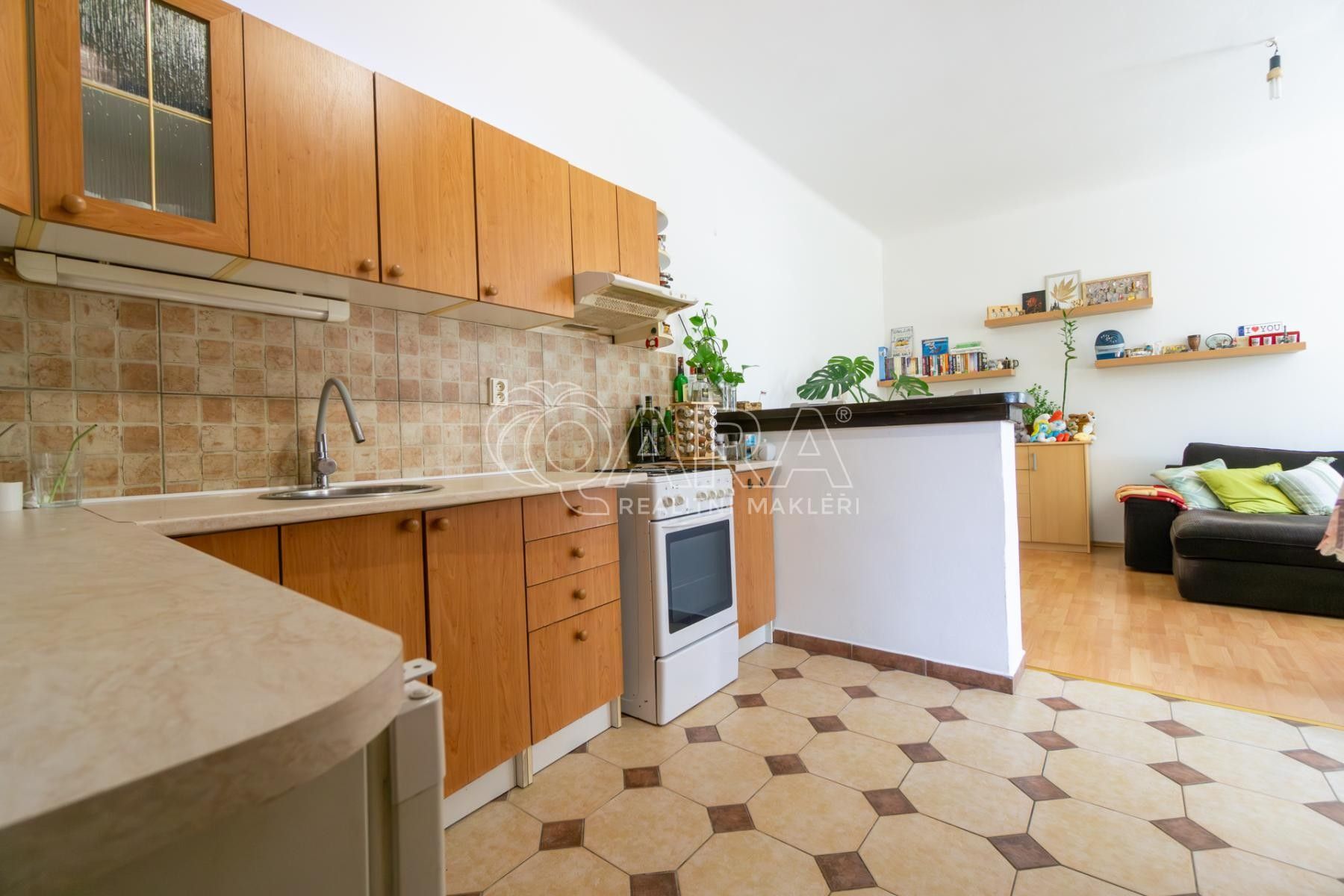 2+kk, Jankovcova , Praha Holešovice, 44 m² - 1