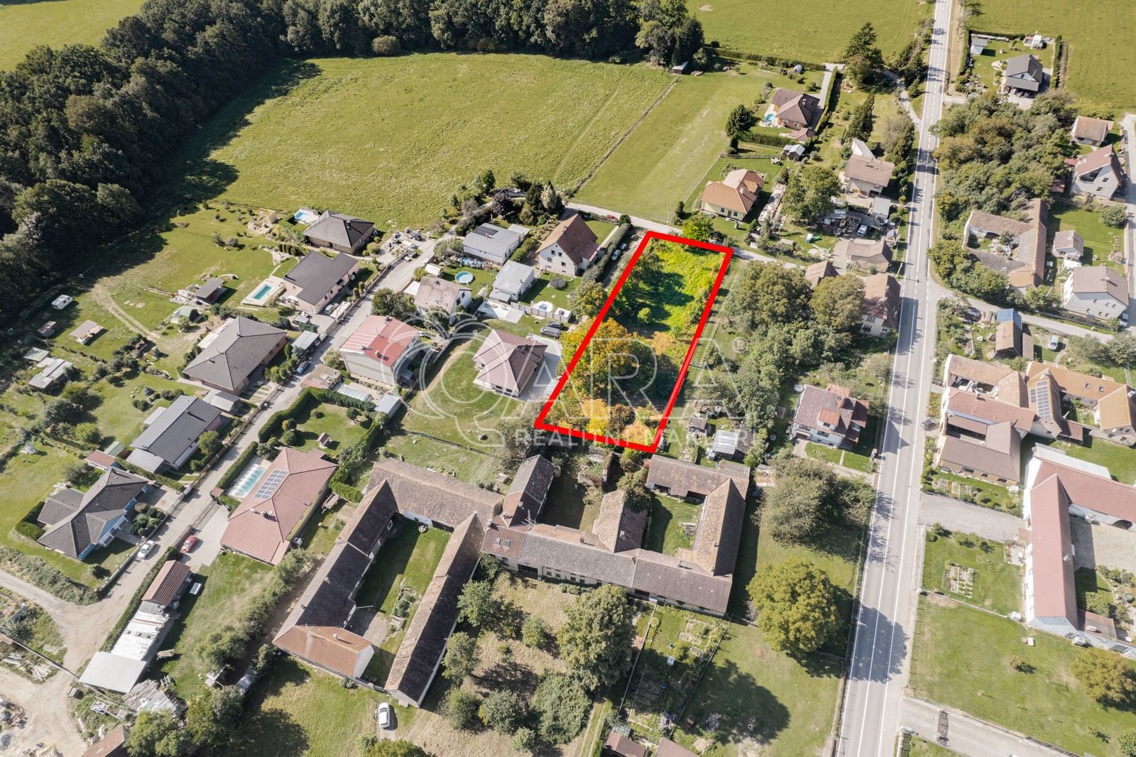 Prodej pozemek pro bydlení - Strážkovice, 1 703 m²