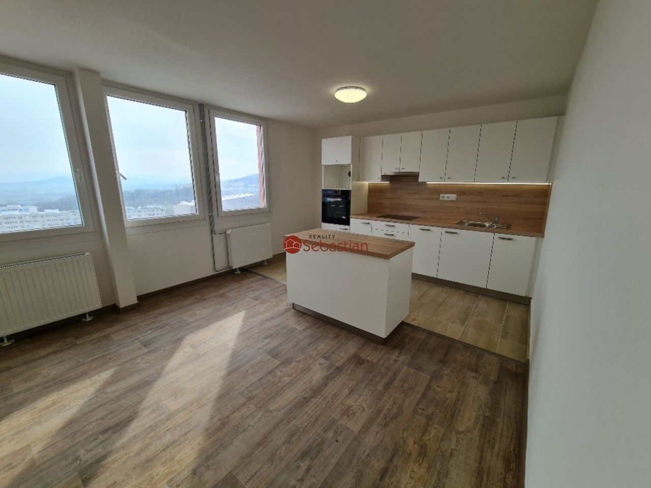 3+kk, Antonína Sochora, Teplice, 81 m² - 2