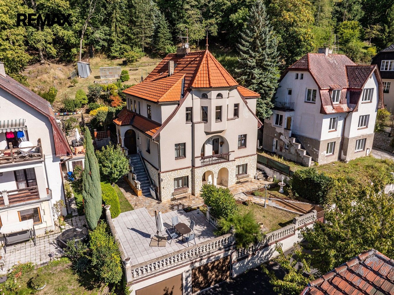 Rodinné domy, Karlovy Vary, Karlovarský kraj, 320 m² - 1