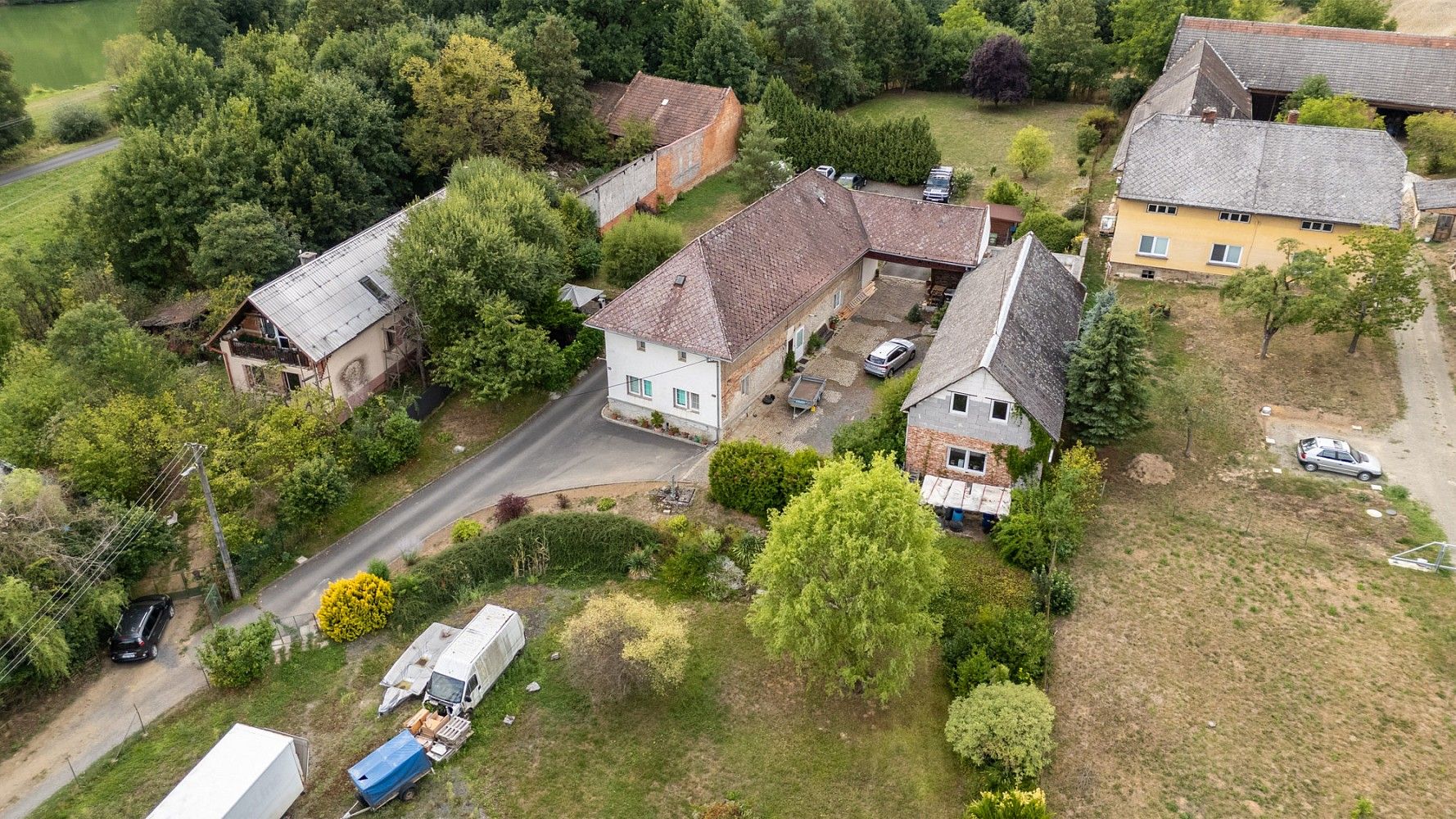 Rodinné domy, Dolnoveská, Fryšták - Dolní Ves, okres Zlín, 612 m² - 1