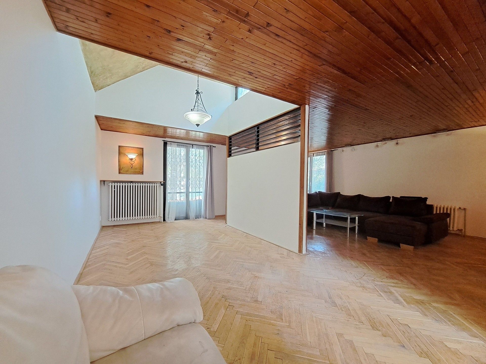 4+1, Brodecká, Praha, 116 m² - 1