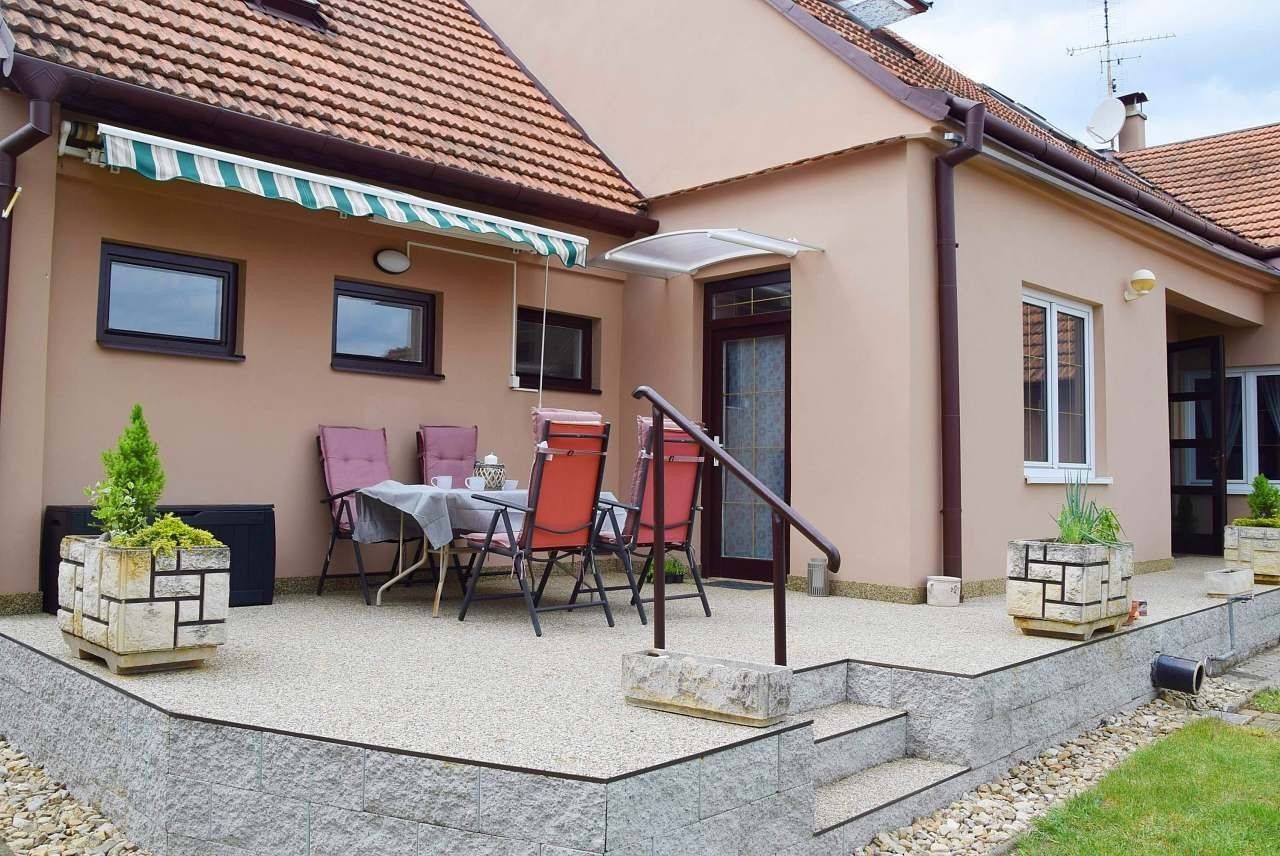 Chaty, Nový Šaldorf-Sedlešovice - Sedlešovice, Jihomoravský kraj - 1