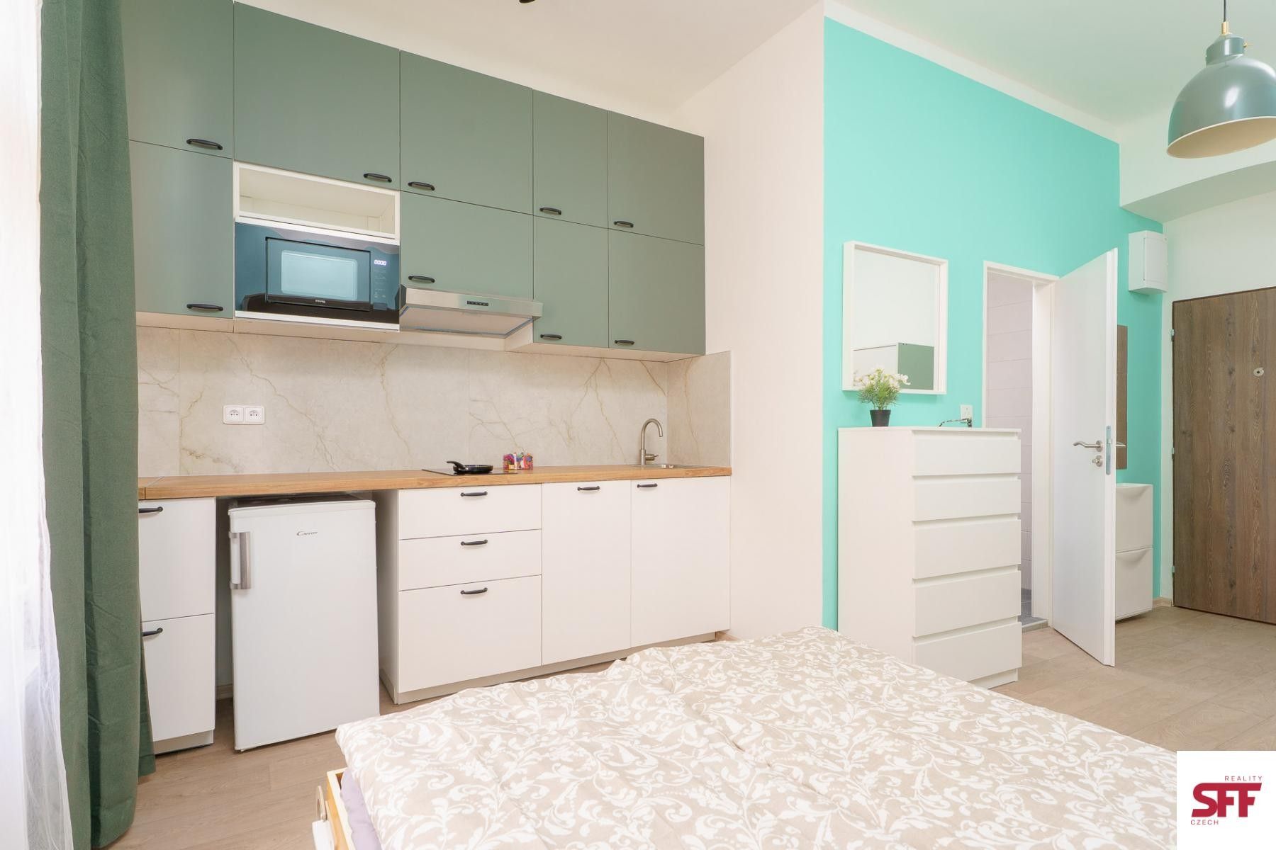 Pronájem byt 1+kk - Čestmírova, Praha, 24 m²