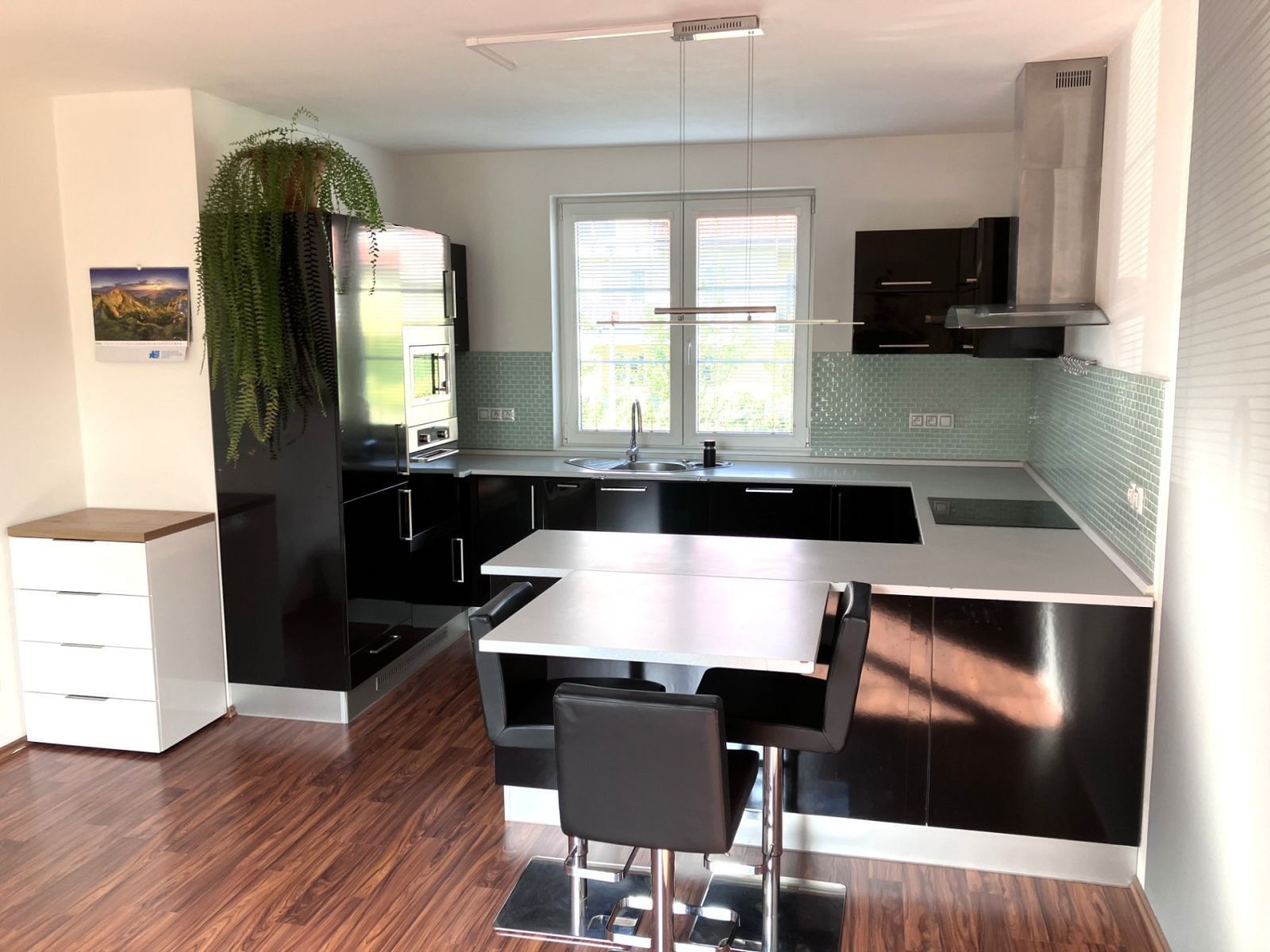 3+kk, Tisová, Holubice - Kozinec, Středočeský kraj, 70 m² - 1