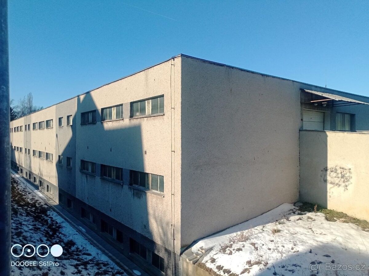 Garáže, Zlín, 760 01