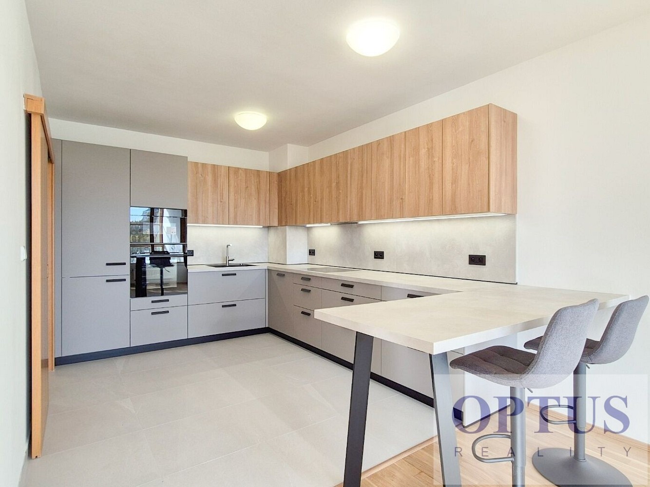 4+1, U silnice, Praha 6 - Liboc, 200 m² - 1