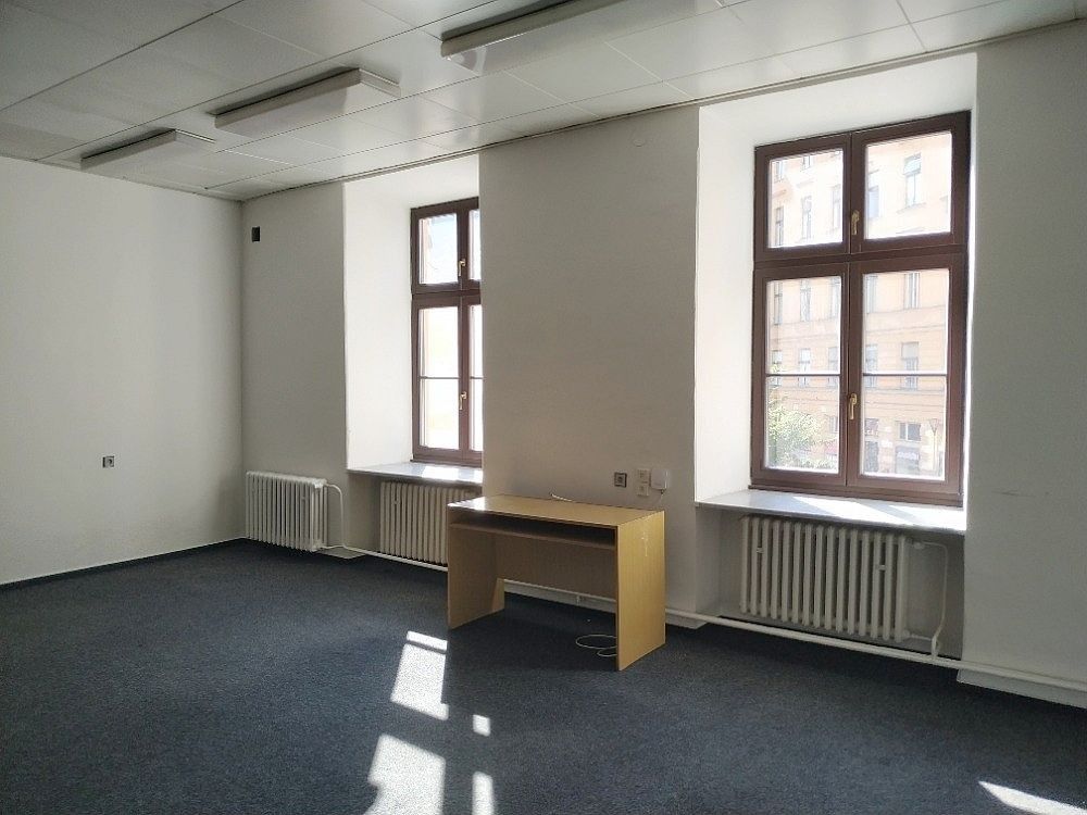Pronájem kancelář - Brno, 602 00, 42 m²