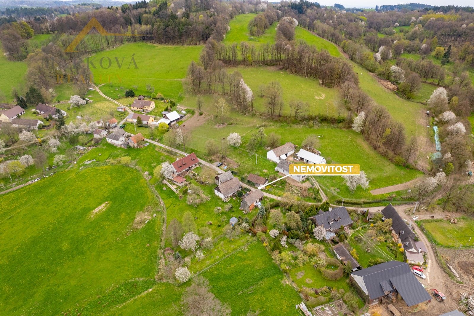 Prodej garáž - Vratišov, Nadějkov, 56 m²