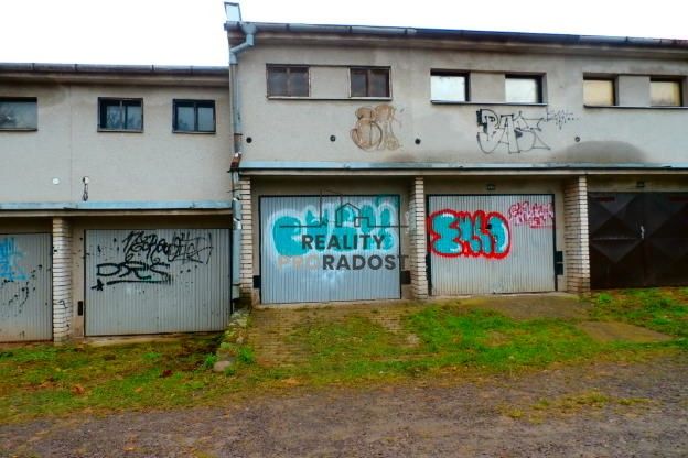 Garáže, Znojmo, 669 02