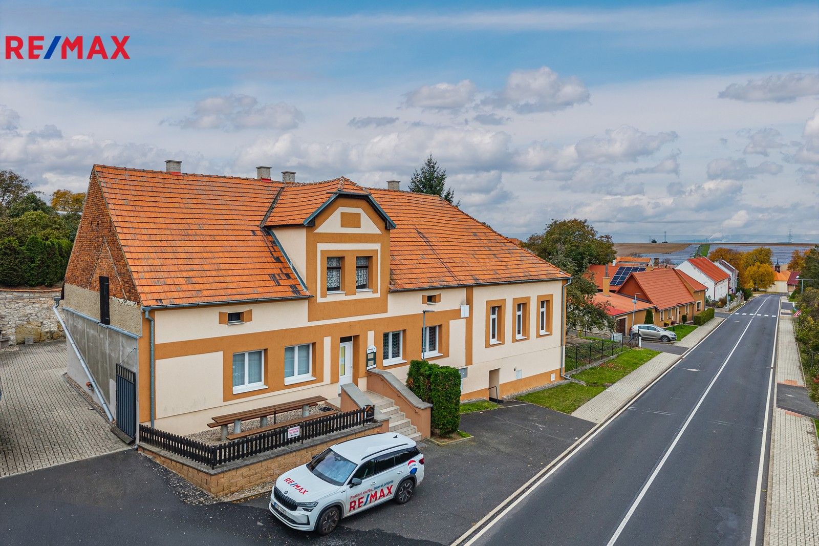 Prodej činžovní dům - Senkov, Zbrašín, 670 m²