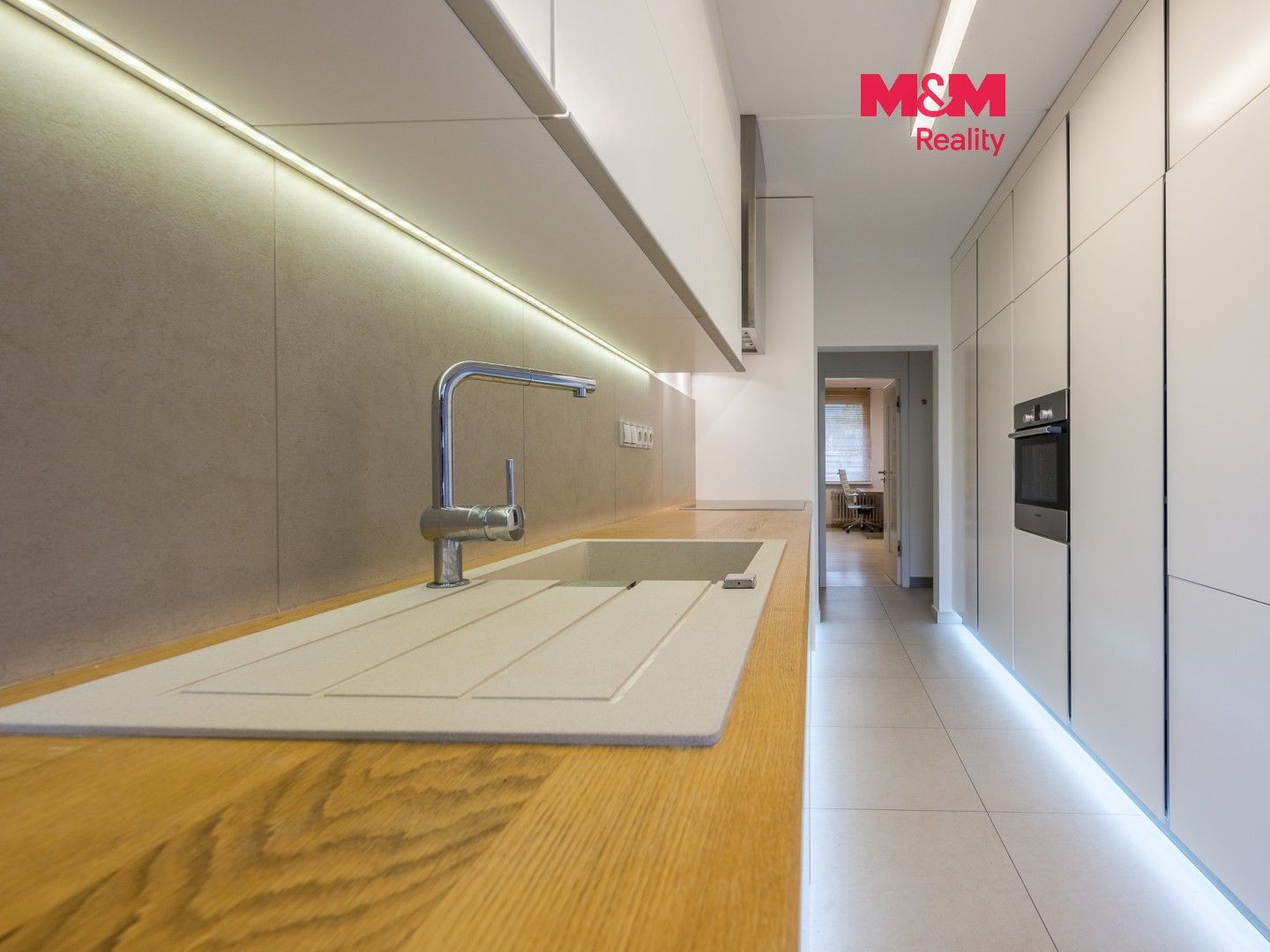 3+1, Valentova, Praha, 88 m² - 1