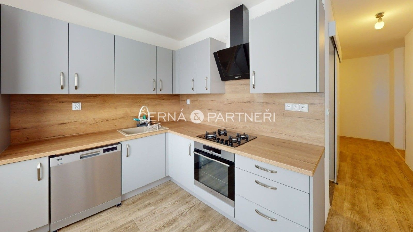 3+1, Valdštejnská, Litvínov, 77 m²