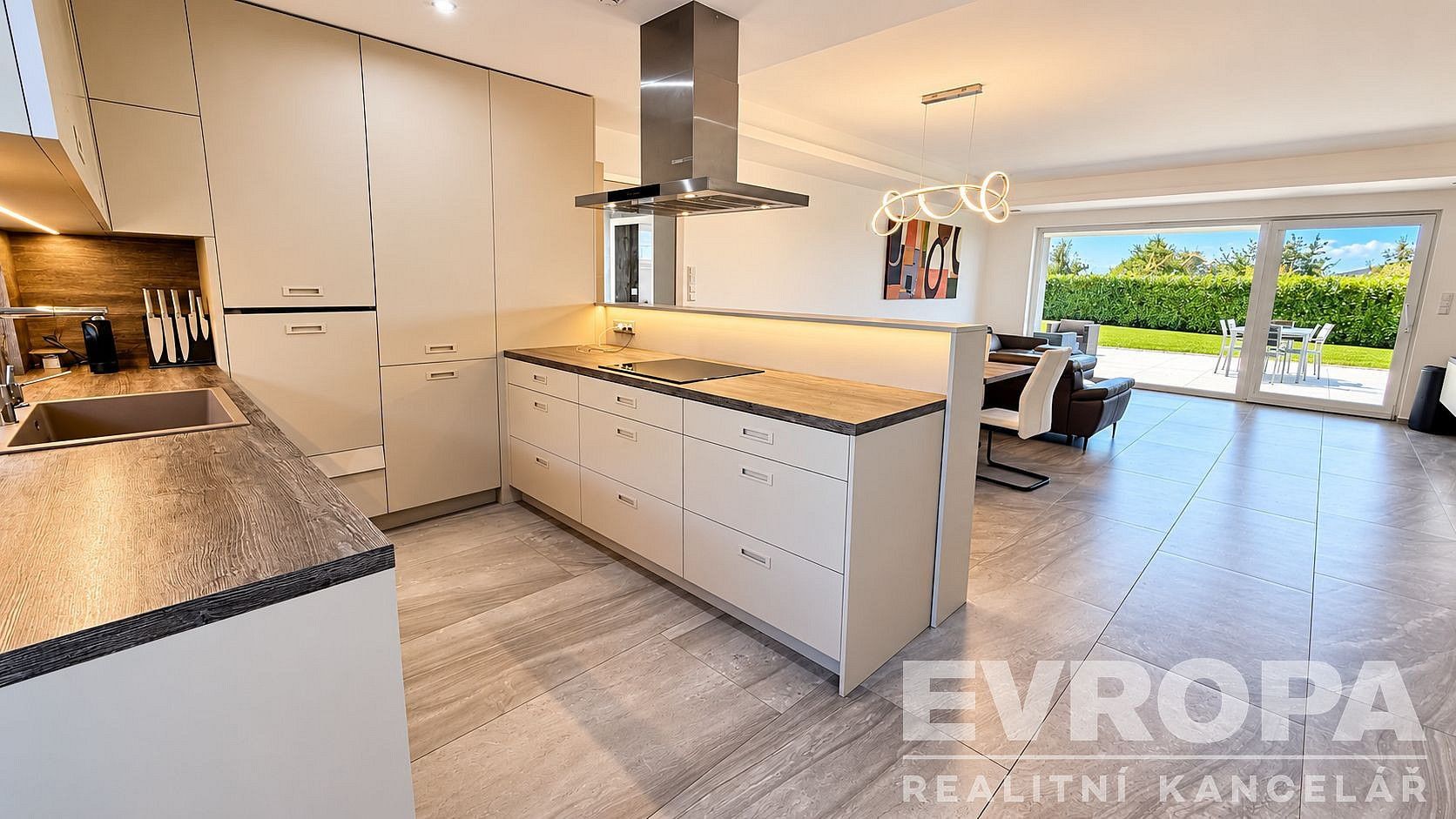 Rodinné domy, Na Ovčáckém, Vysoký Újezd, okres Beroun, 376 m² - 2