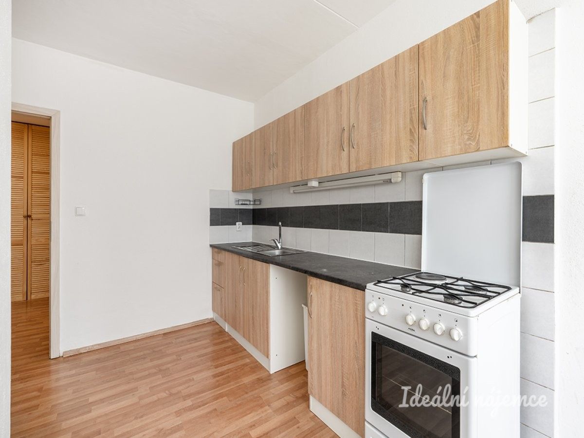 1+1, Cuřínova, Praha, 46 m²