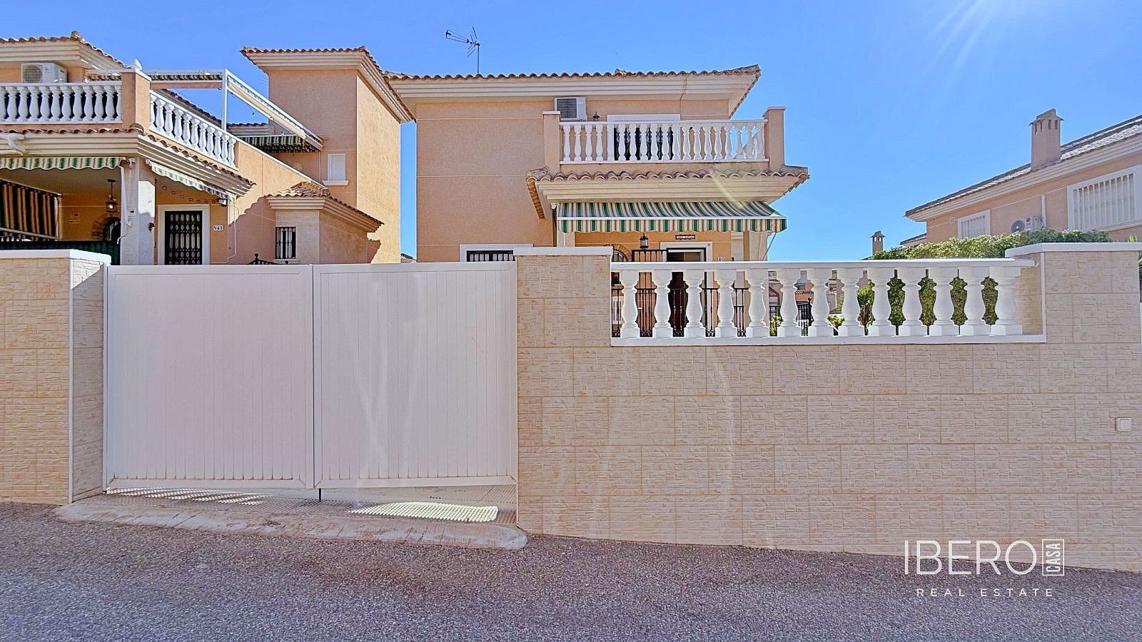 Prodej rodinný dům - Orihuela Costa, ES, 198 m² - 2