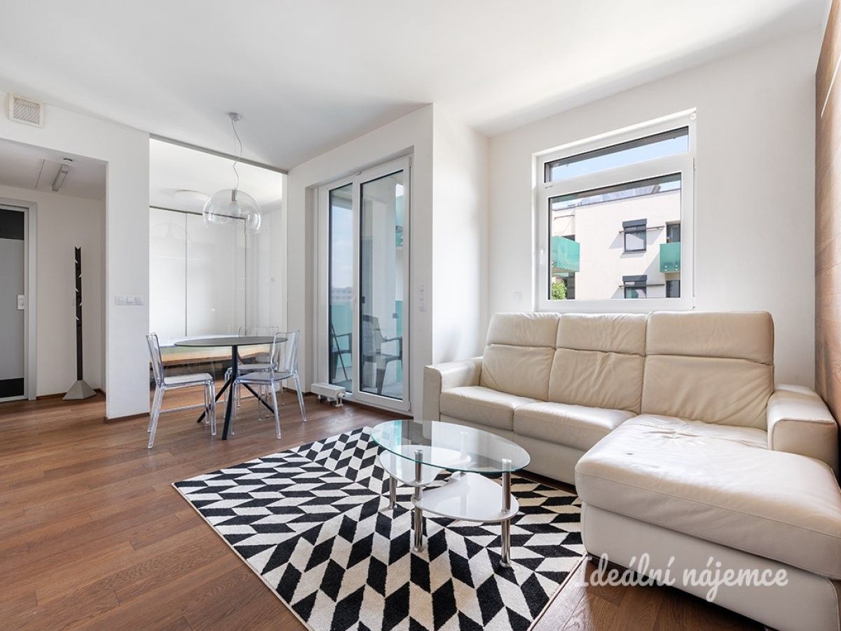 2+kk, Petržílkova, Praha, 43 m² - 1