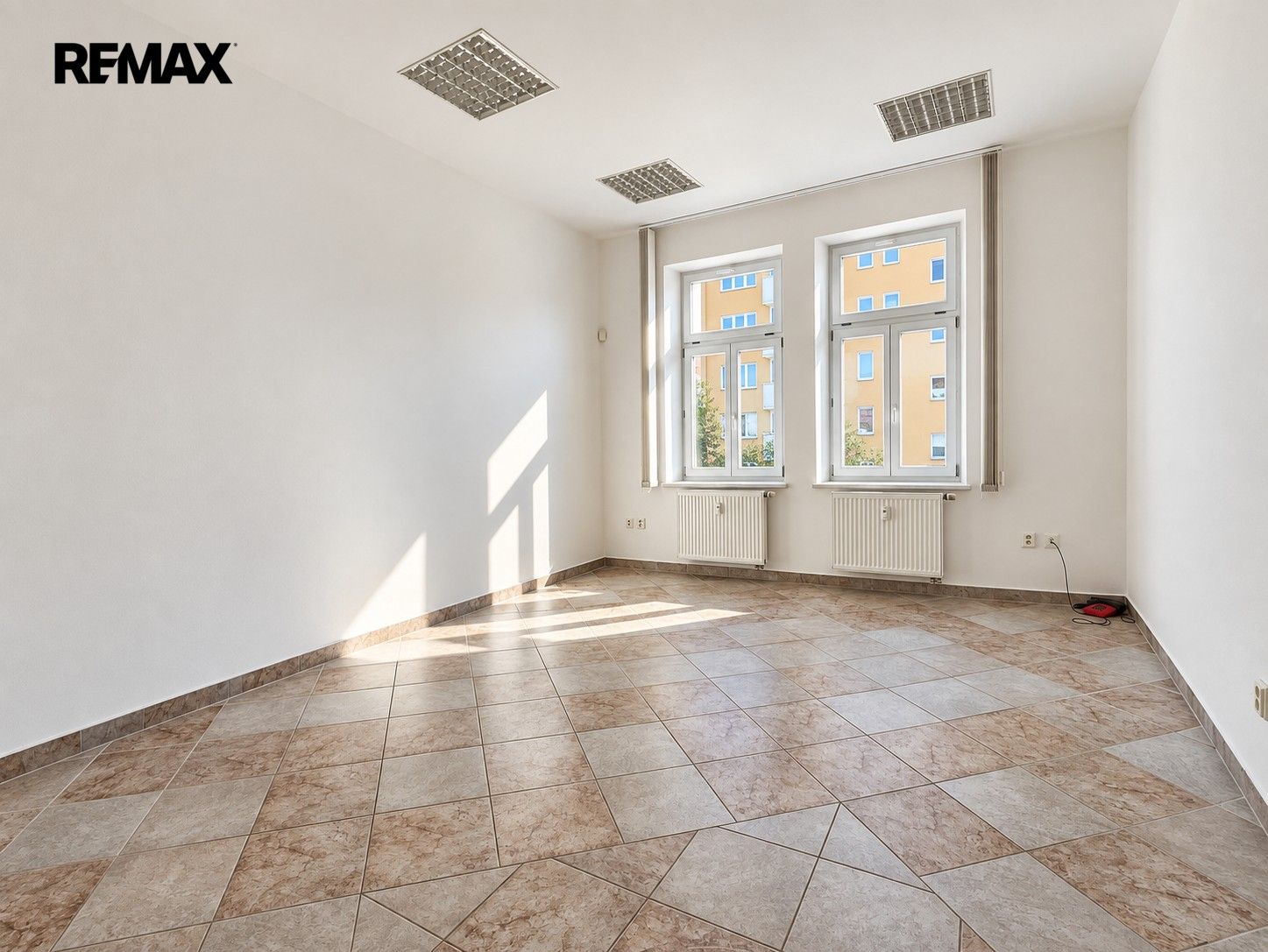 Kanceláře, L. B. Schneidera 414, České Budějovice 7, 96 m² - 1