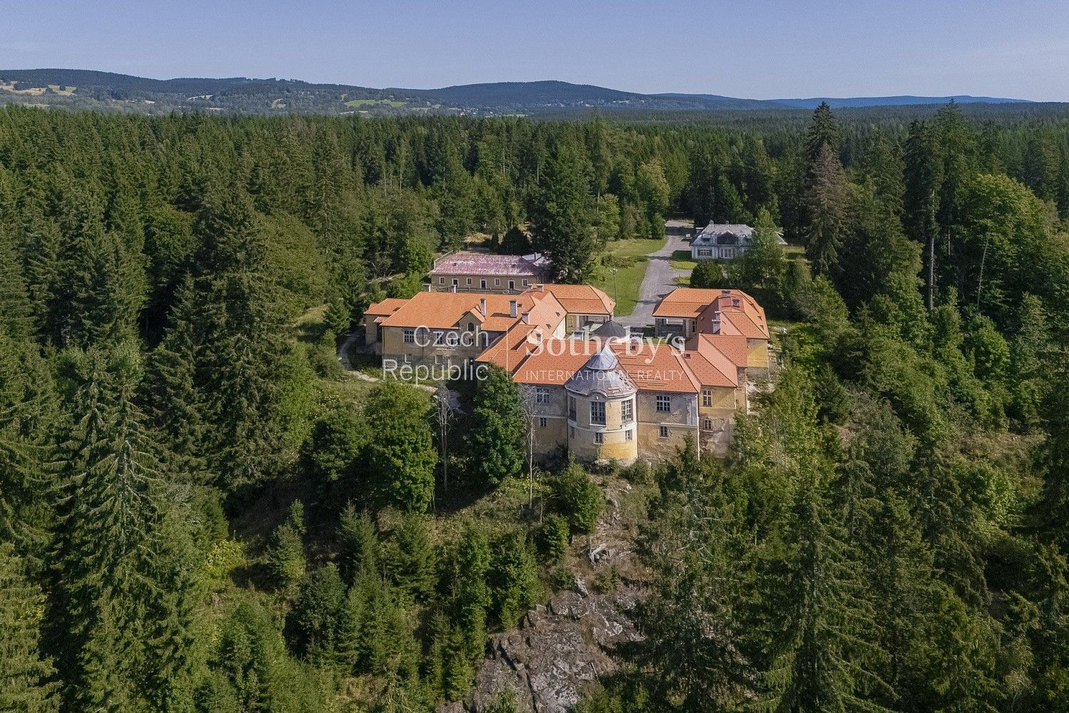 Rodinné domy, Šindelová, okres Sokolov, 2 500 m² - 2