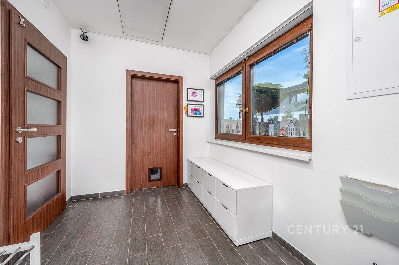 Prodej rodinný dům - Šestajovice, okres Praha-východ, Středočeský kraj, 106 m² - 5