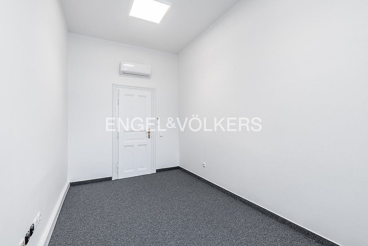 Kancelář · 77 m² · Praha - Nové Město, okres Praha 1, Hlavní město Praha - 3