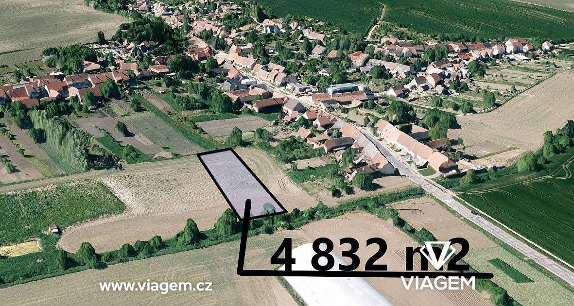 Pozemek pro bydlení, 806 m²