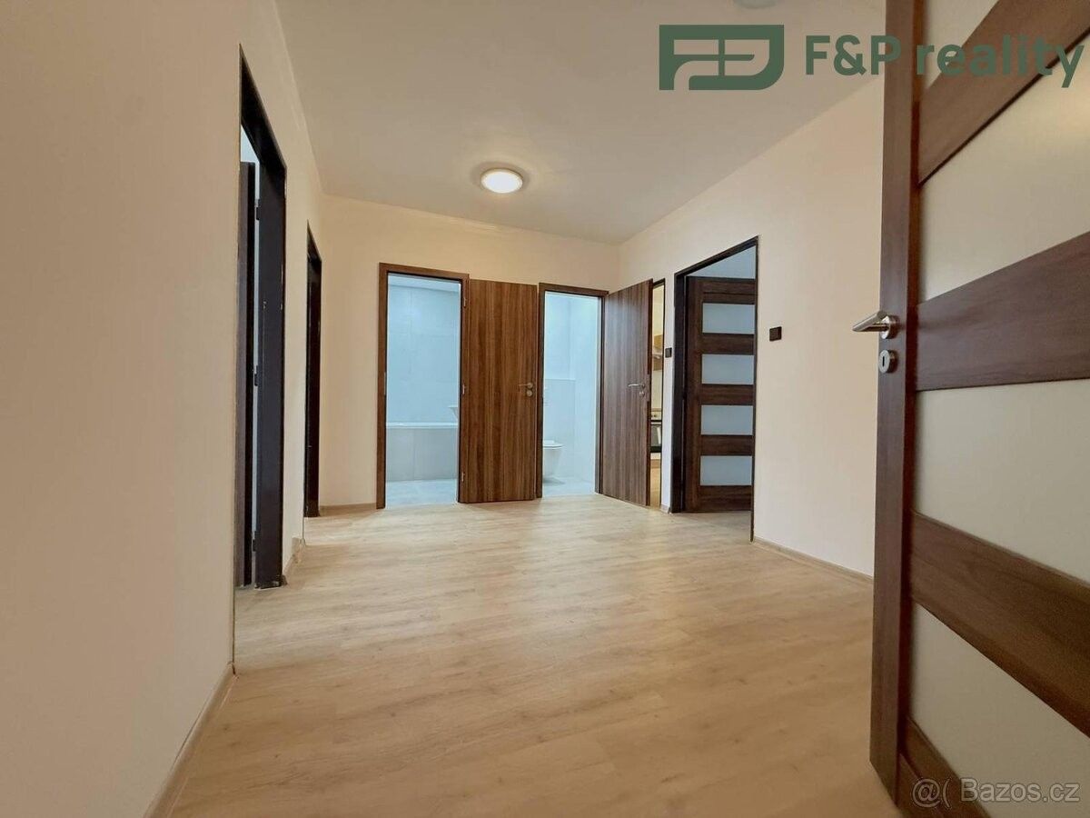 Pronájem byt - Praha, 143 00