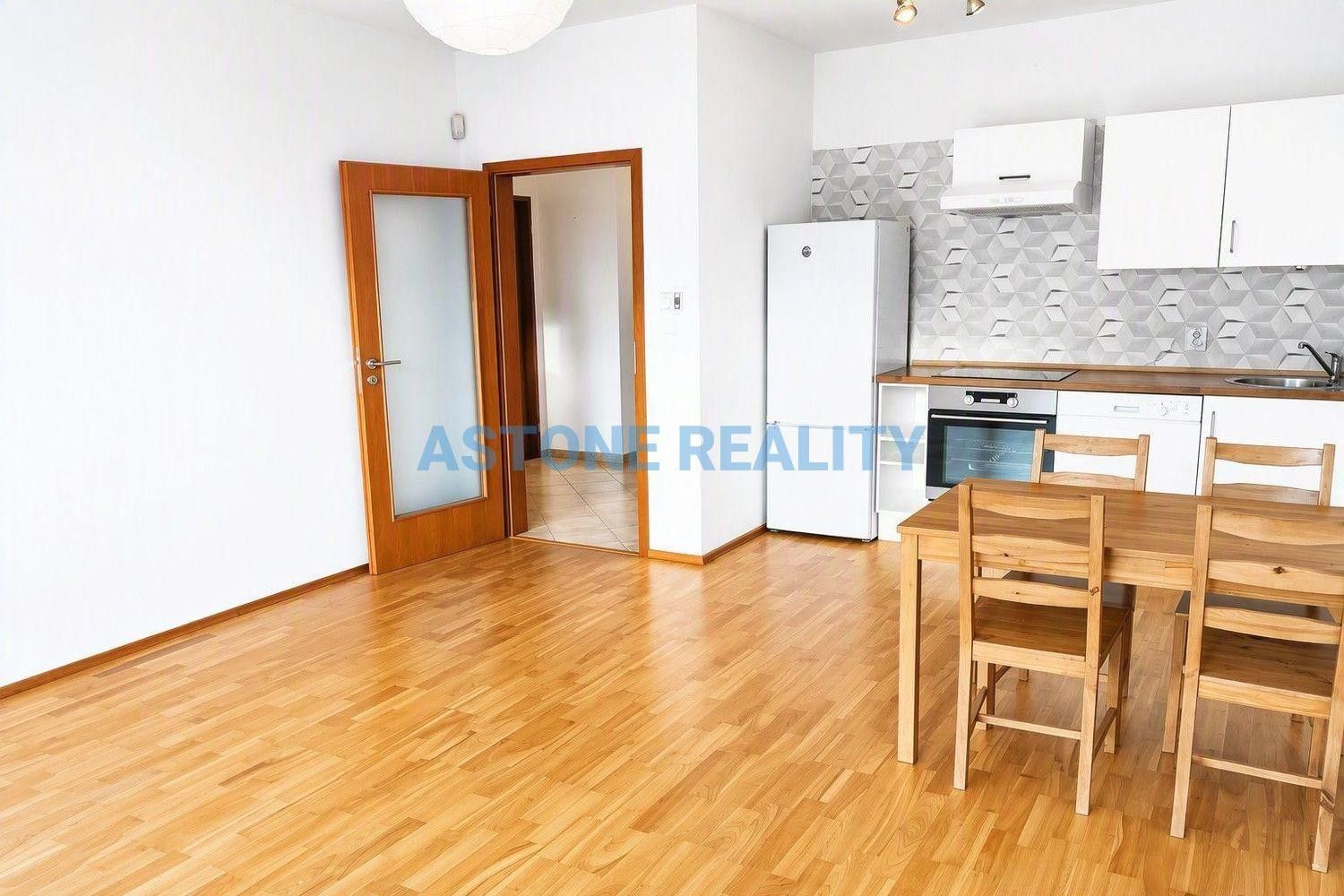 Byt 2+kk · 55 m² · Štorkánova, Praha Smíchov - 4