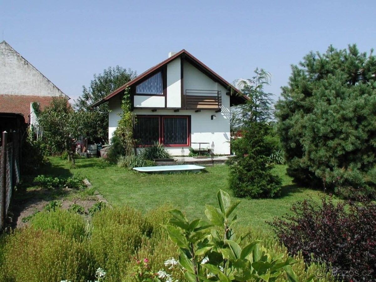 Chaty, Pištín, 373 46