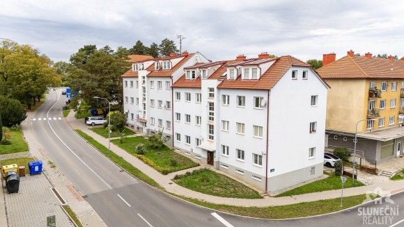 Byty, Uherský Brod, 688 01 - 1