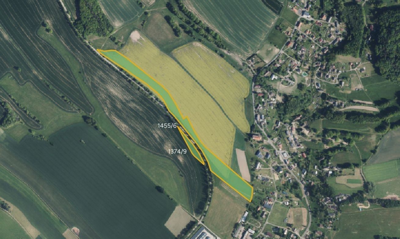 Zemědělský pozemek, 19 812 m²