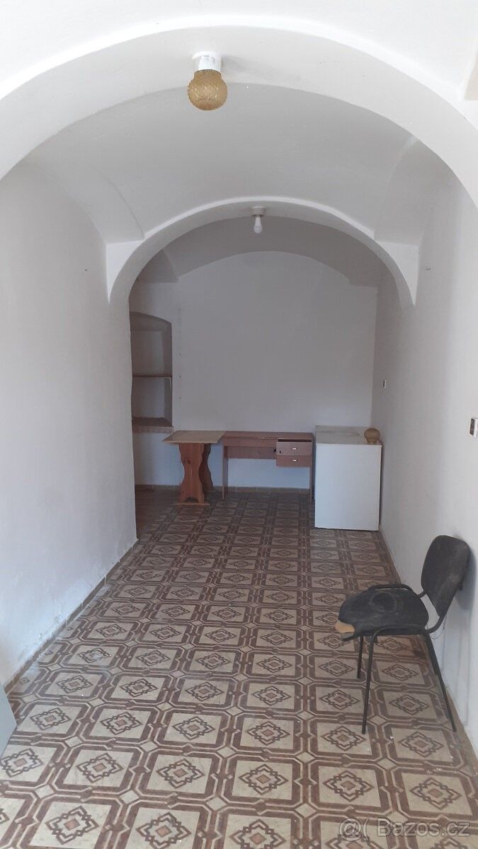 Pronájem obchodní prostory - Lomnice u Tišnova, 679 23