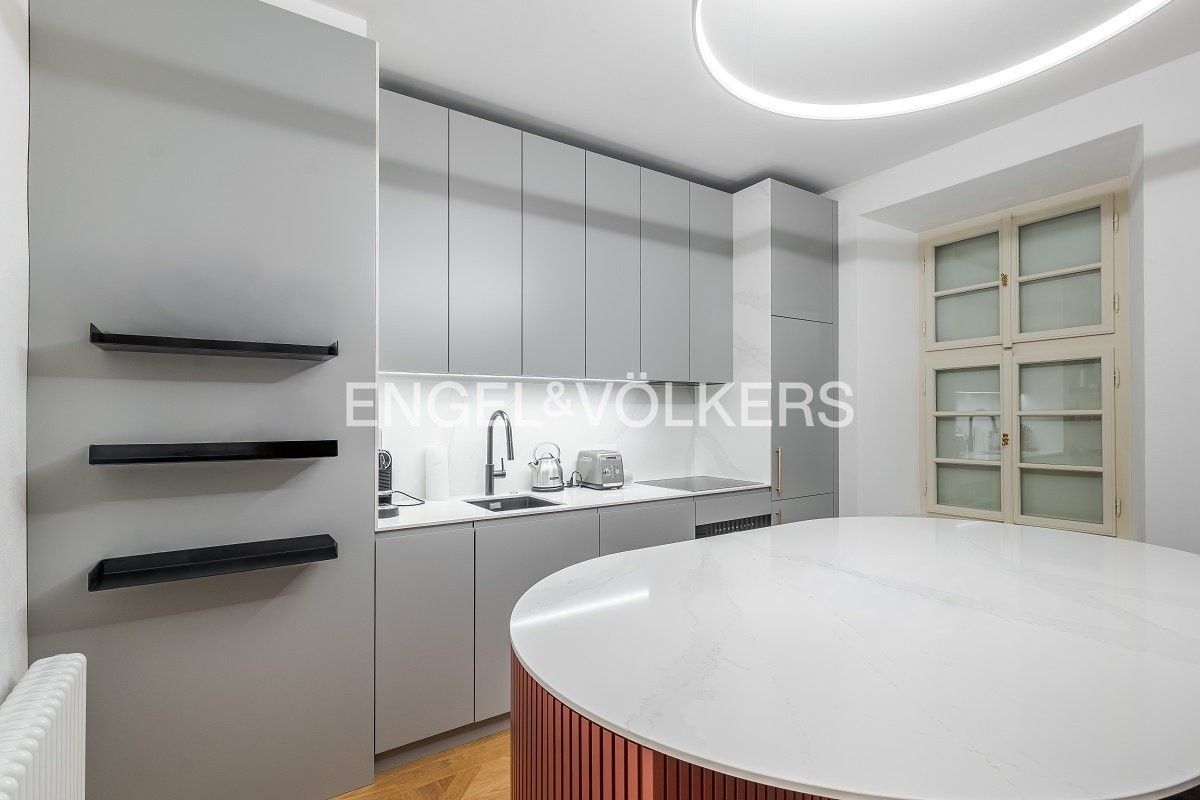 Pronájem byt 1+1 - Na Kampě, Praha, 48 m²