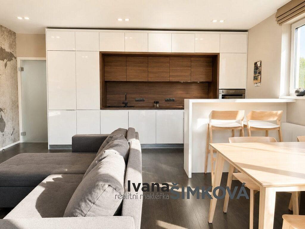 Byt 3+kk · 83 m² · Praha - Háje, okres Praha 11, Hlavní město Praha - 3