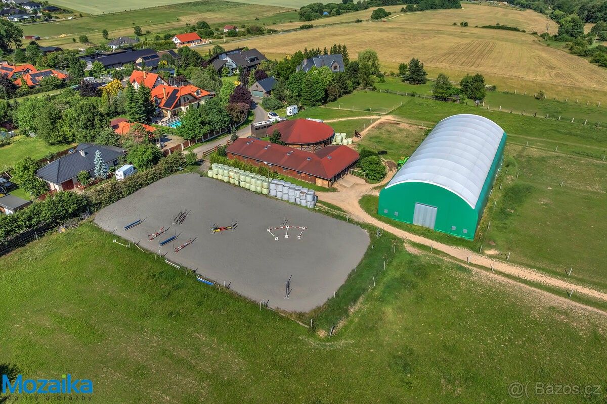 Rodinné domy, Mníšek pod Brdy, 252 10 - 2