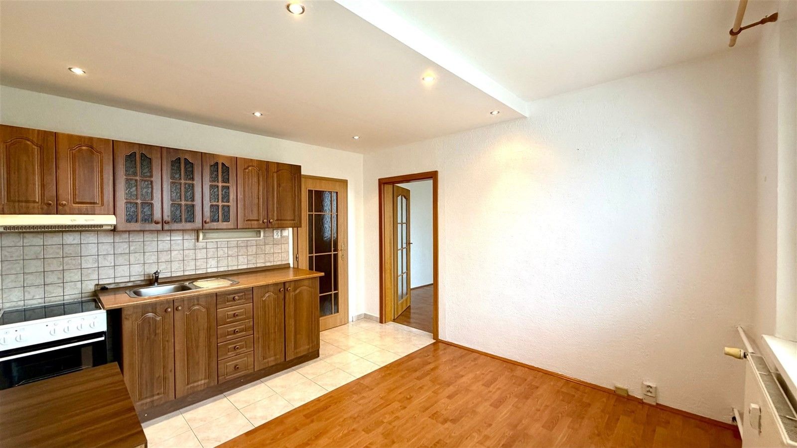 Prodej byt 1+1 - Lesní, Cheb, 36 m²