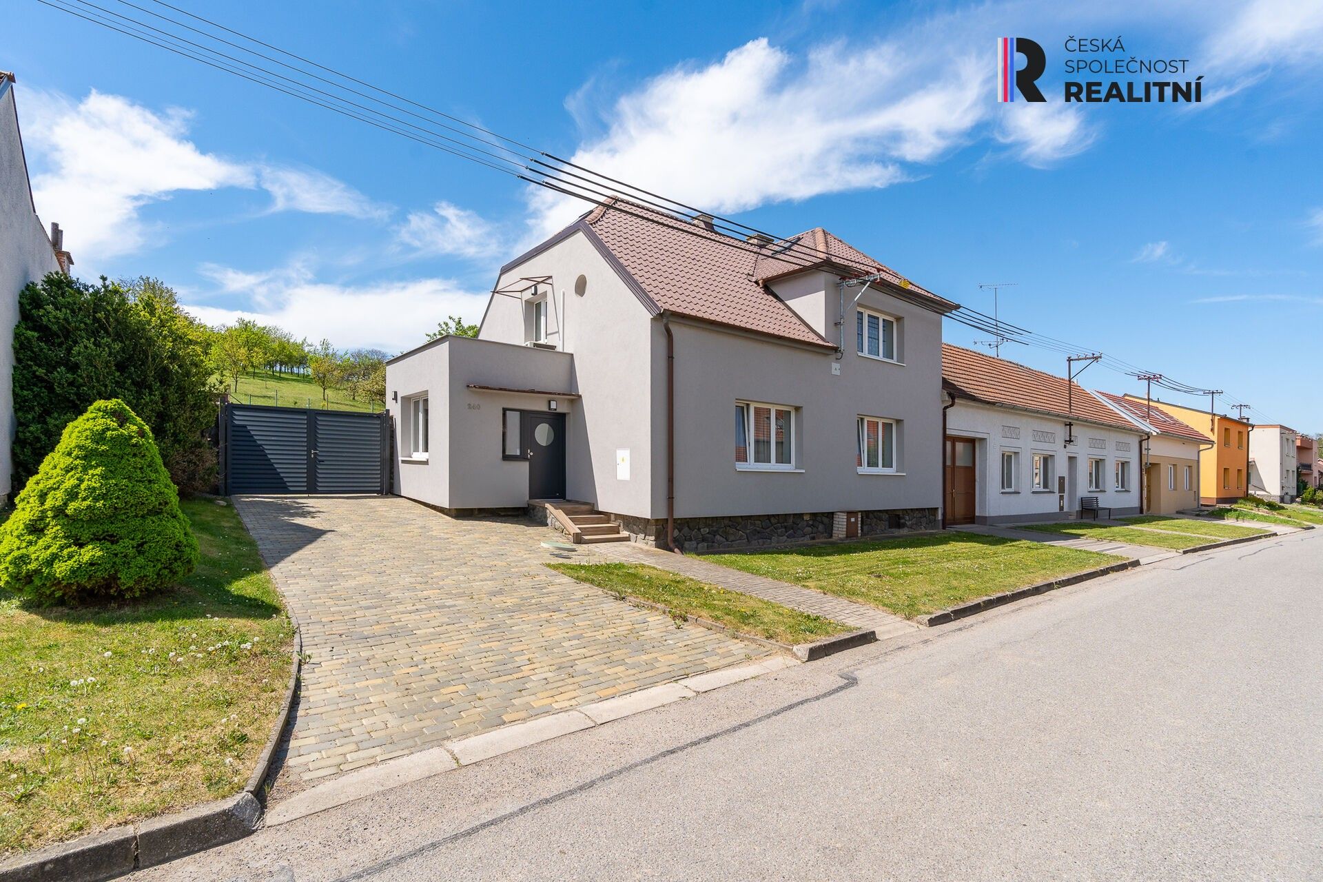 Rodinné domy, Rašovice, 195 m² - 2