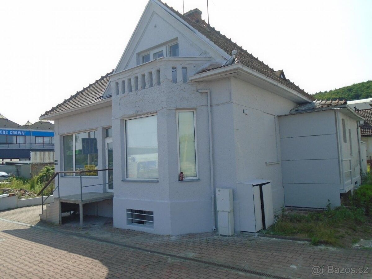 Obchodní prostory, Karlovice, 763 02