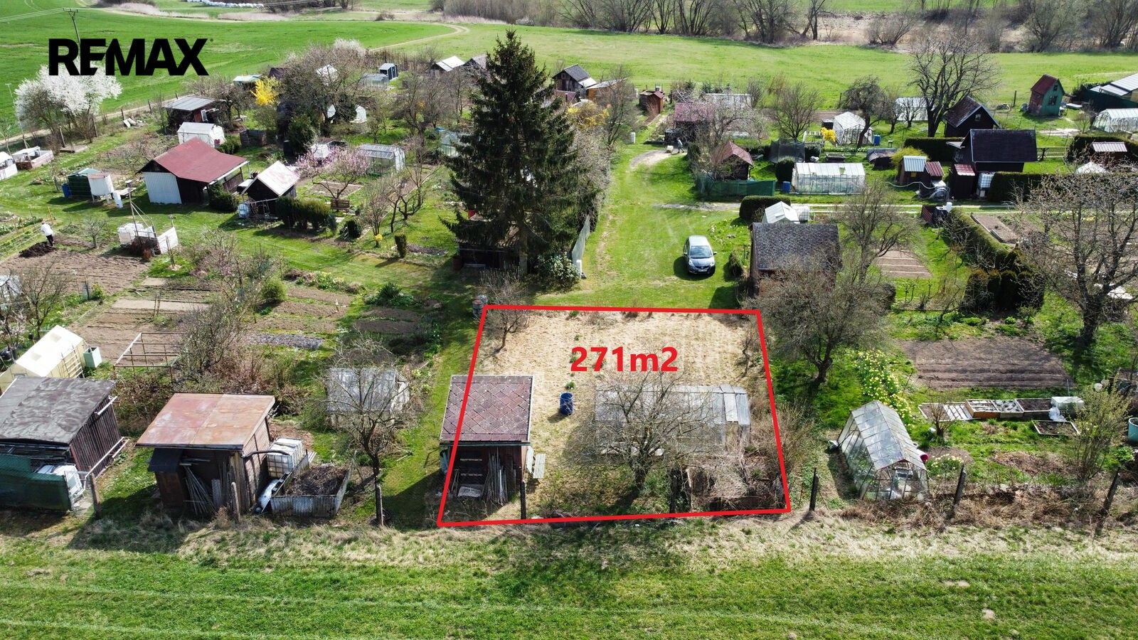 Zahrady, Pacov, 271 m² - 2