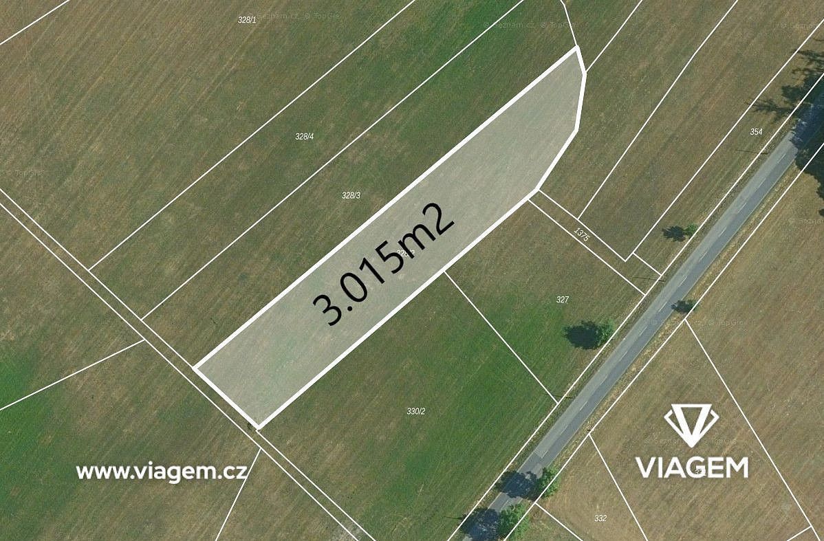 Pozemek pro bydlení, 3 015 m²
