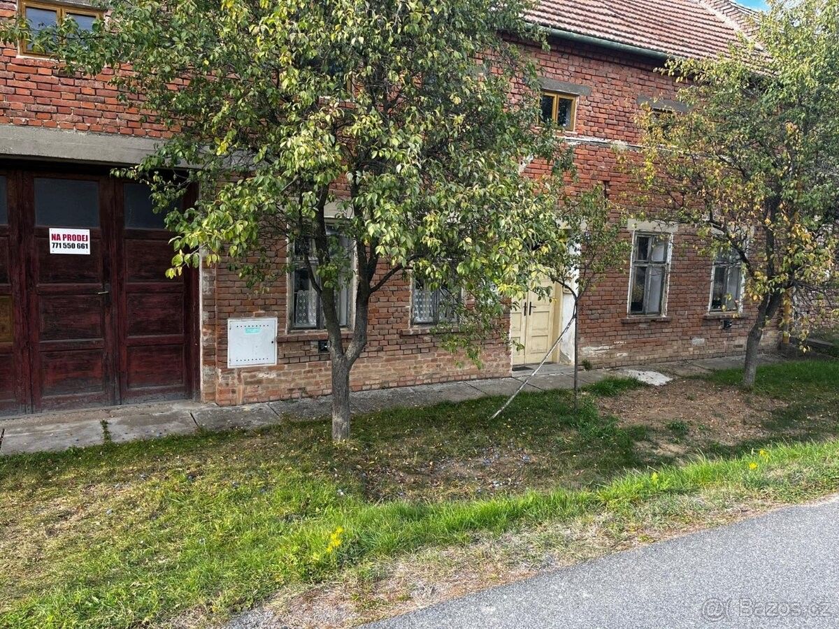 Prodej rodinný dům - Pačlavice, 768 34 - 2