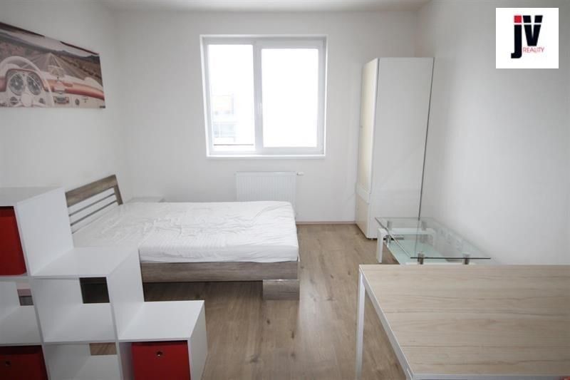 Pronájem byt 1+kk - Technická , Plzeň, 29 m²