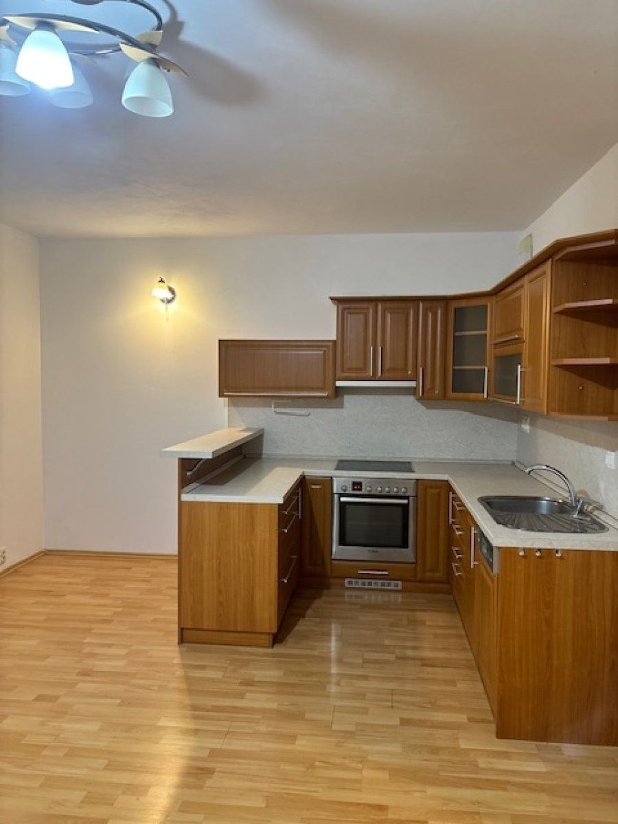 Pronájem byt 3+kk - Pernerova, Pardubice, 65 m²