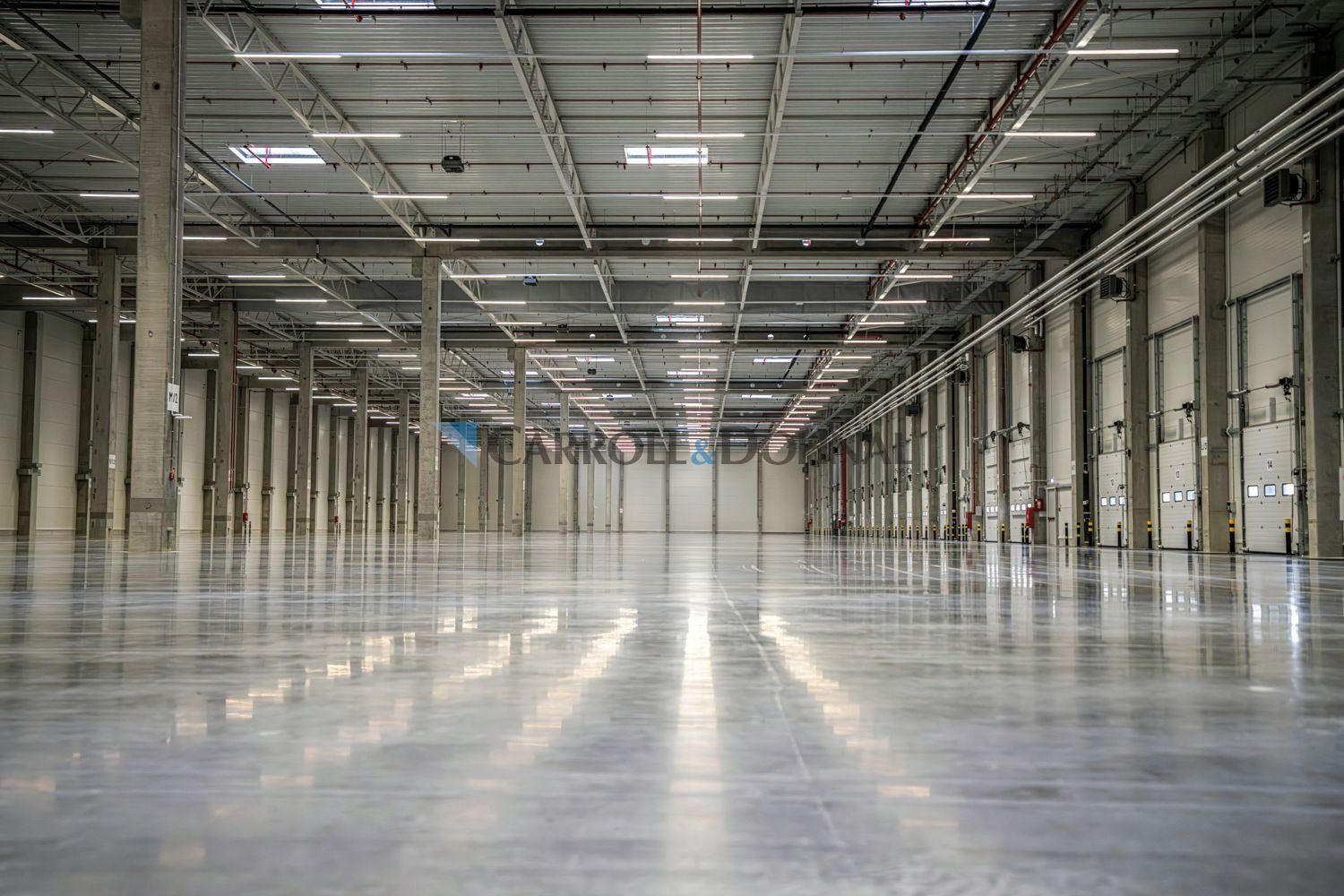 Pronájem sklad - 17. listopadu, Ostrava, 7 461 m²