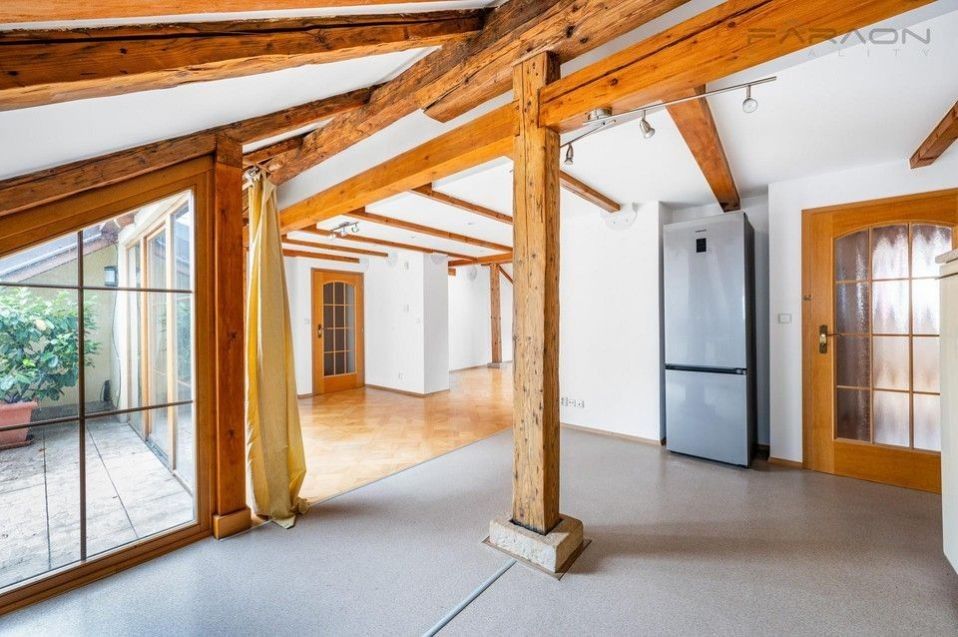 Pronájem byt 4+kk - Truhlářská, Praha, 221 m² - 5