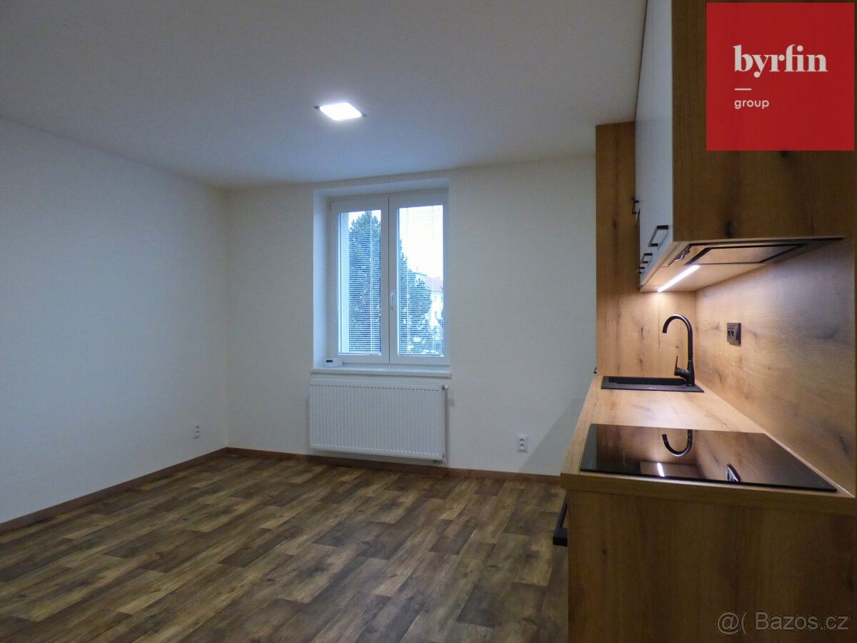 Pronájem byt - Opava, 746 01