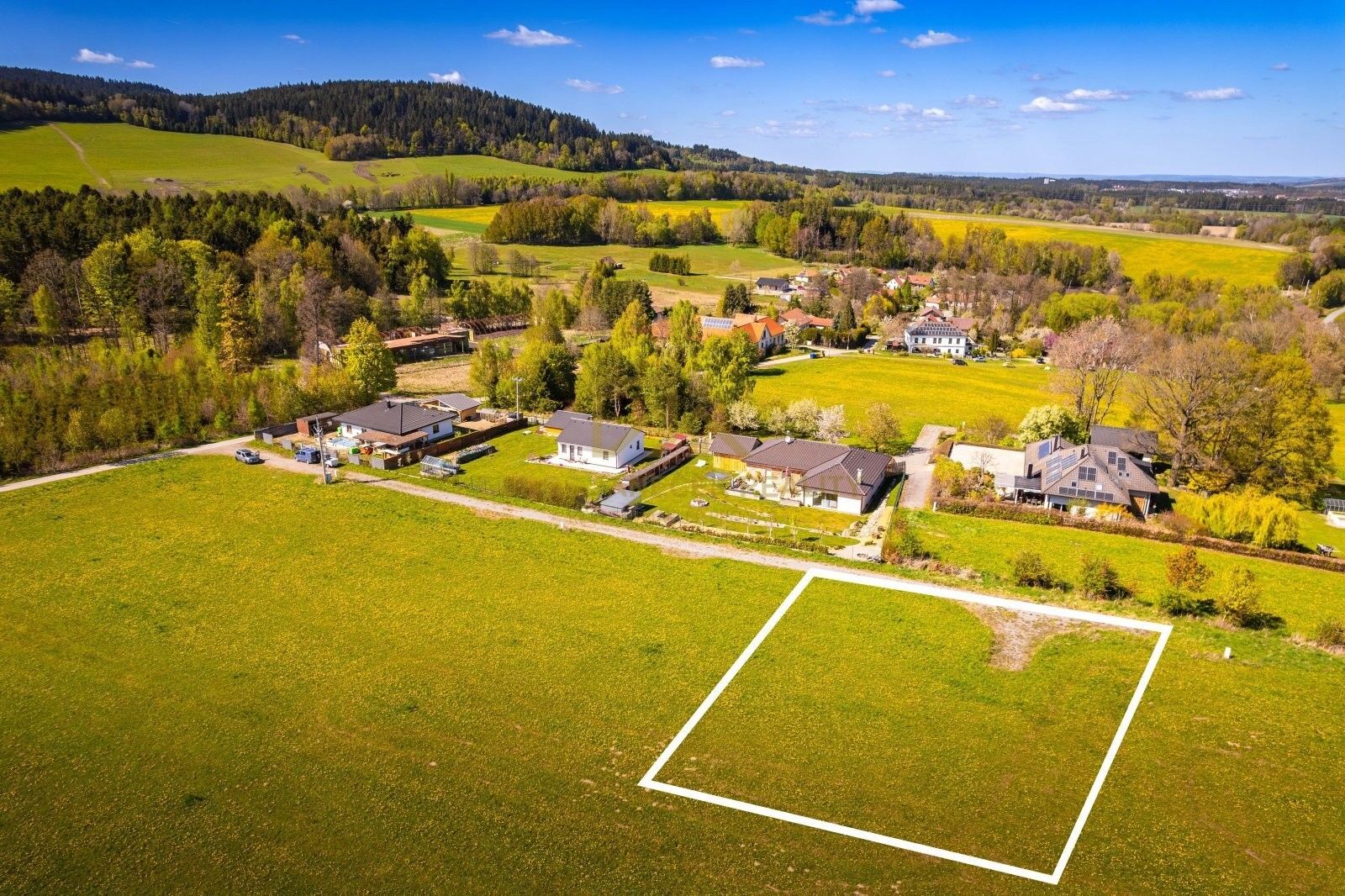 Pozemky pro bydlení, Omlenice Blažkov, 1 400 m² - 2